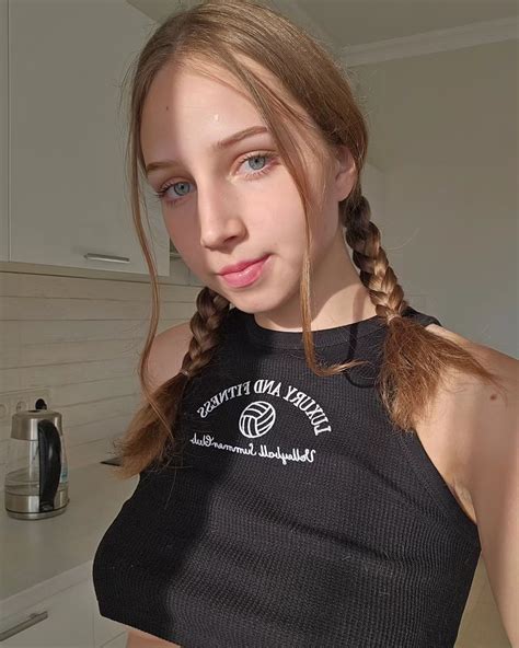 Littlebuffbabe: Free Pornstar Videos @ xGroovy